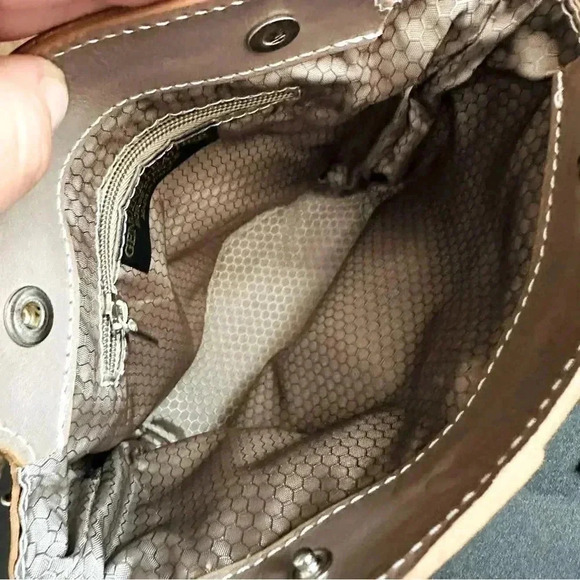 NWOT Camilla Crossbody Taupe Calfskin Made In Italy - Picture 13 of 15